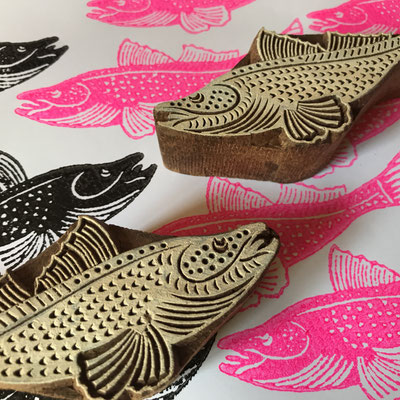Block print wooden stamp, hand carved in India, with Jamun wood buy Online different design. Local produced with skilled worker