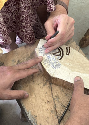     Hand carving wooden block printing stamps during 1 day workshop in Delhi