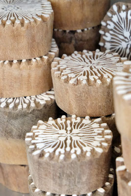 Blockprint stamp shop Paharhganj, Arakashan Road