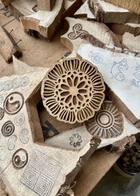     Handcrafted wooden stamp carving workshop in New Delhi
