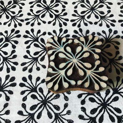 Block print stamps made in India for textile printing, online shop with worldwide delivery