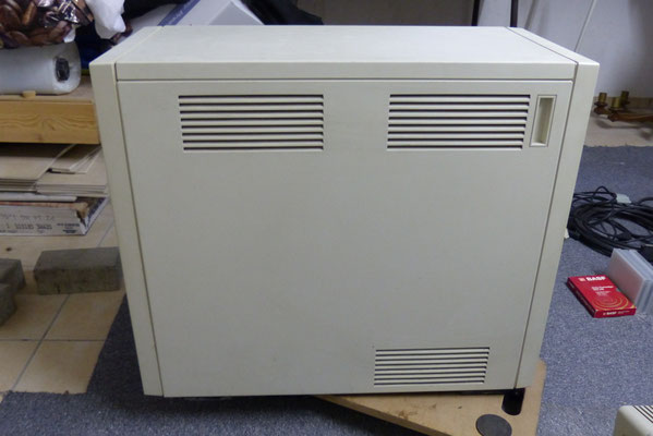 IBM AS/400 B20 - Museumsstück zu verkaufen - Robert Pongratz ...