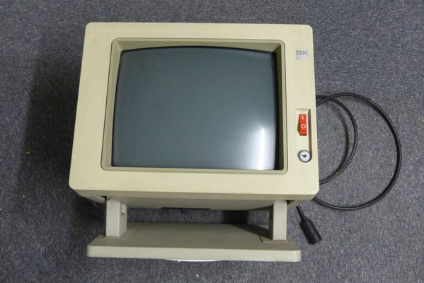 IBM AS/400 B20 - Museumsstück zu verkaufen - Robert Pongratz ...