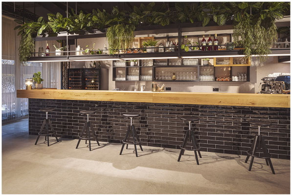 Restaurantbereich im Hotel – Interiorfotografie für Gastronomie und Hotellerie.