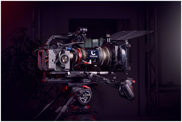 Film Kamera mit Chosziel Zubehör für Chrisziel Webseite und Werbung
