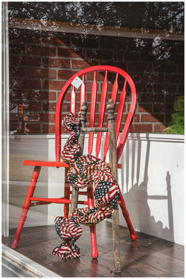 Stars & Stripes als Deko-Element in Läden – Fotografie zwischen Konsum und Symbolik.