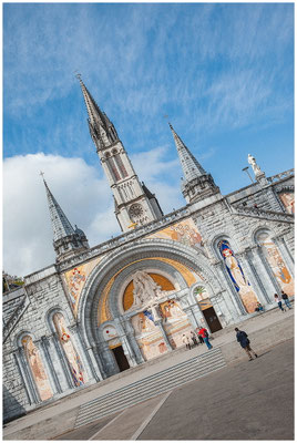 Kirche in Lourdes – ein ganz besonderer Ort mit großer Symbolkraft