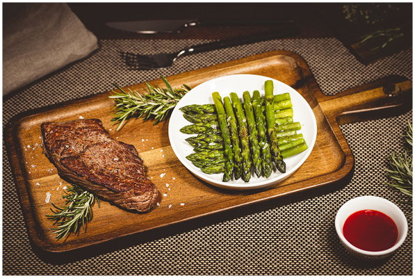 Detailaufnahme eines Gourmet-Tellers – Foodfotografie für Restaurant-Webseiten.