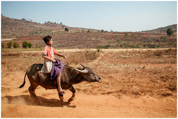 Authentisches Porträt in Myanmar – Nähe und Persönlichkeit in Asien.