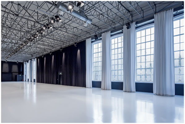 Fensterfront TV Studio
