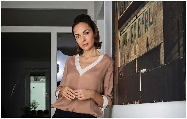 Lookbook-Portät im natürlichen Licht – authentisch und modisch.