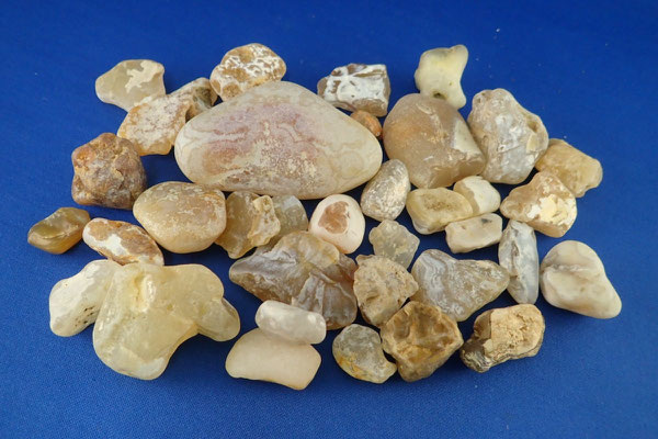 大鉱石 蛍石 (fluorite) 大成鉱山 #0718 展示中 in Museum of