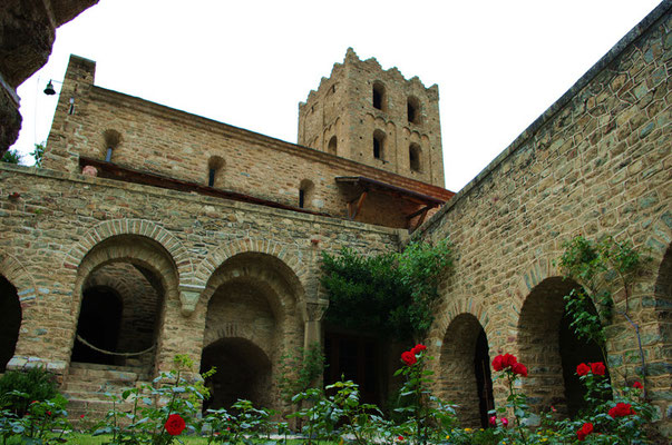 St Martin du Canigou  © Crédit photo Mr Pascal POGGI