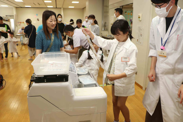 ちびっこ薬剤師さん体験