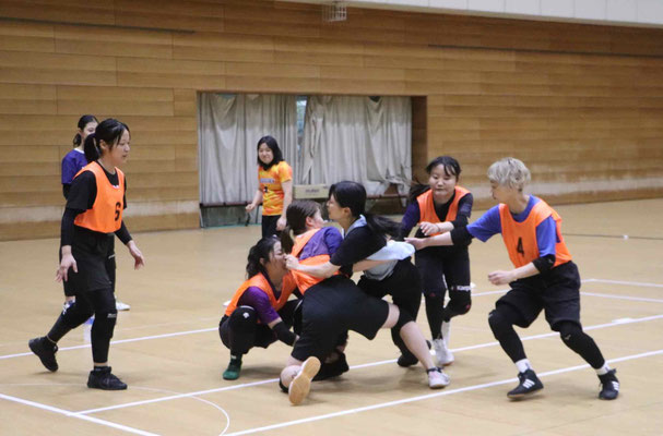脳筋女子陣闘部Vs.SHABaNI（白）