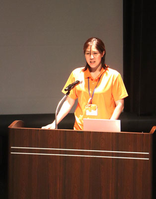 認知症に関する取り組みを話す高齢者相談支援センター　田上弓美子さん