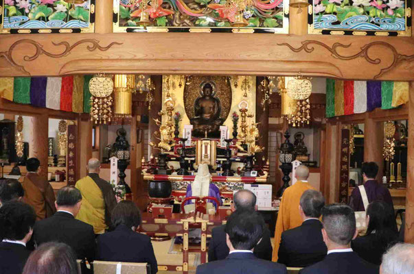 西方寺での仏事