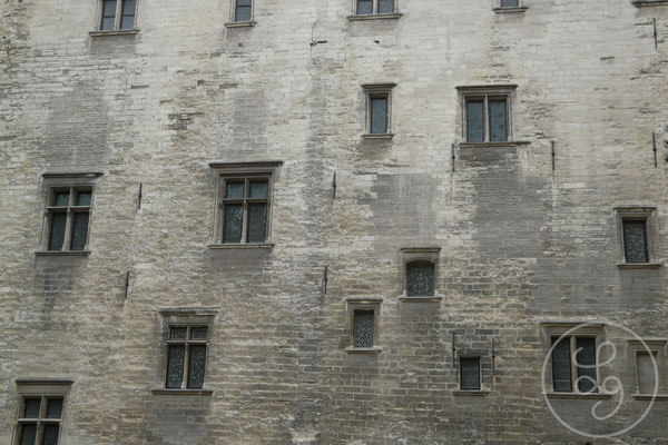 Façade du Palais des Papes - Avignon (Vaucluse), Janvier 2013