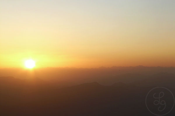 Lever de soleil au sommet du Mont Ventoux - Provence, Juillet 2009