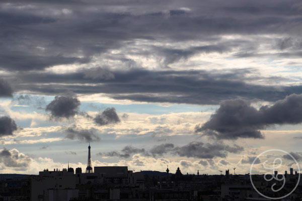 Tour Eiffel et nuages - Paris, Août 2017