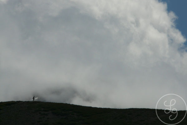 Promeneur sur la crête - Orcières-Merlette (Hautes-Alpes), Août 2010