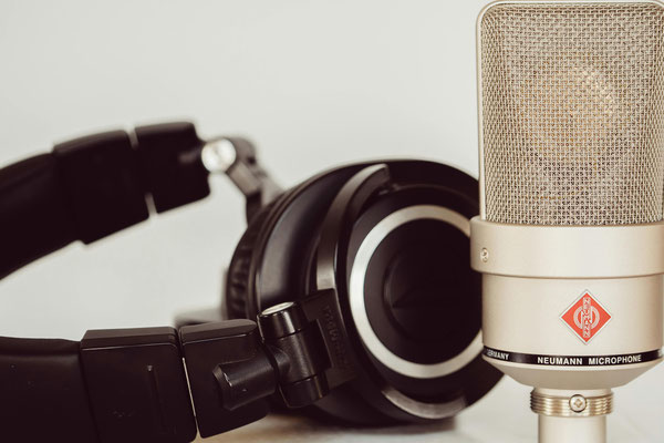 DJ-Kopfhörer beim Radio