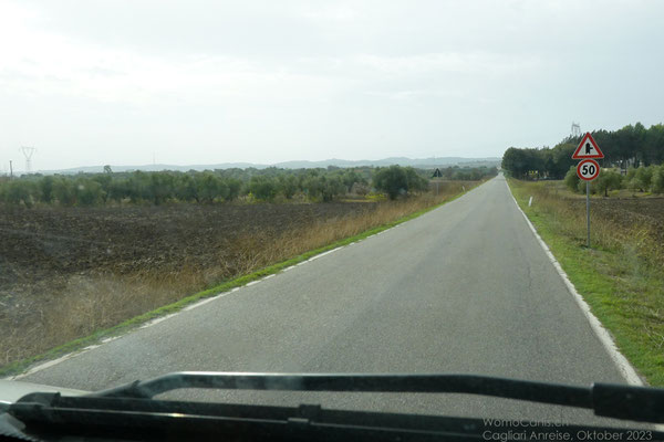 Auch auf dem weiteren Weg nach Cagliari sind die Strassen gut ausgebaut. 