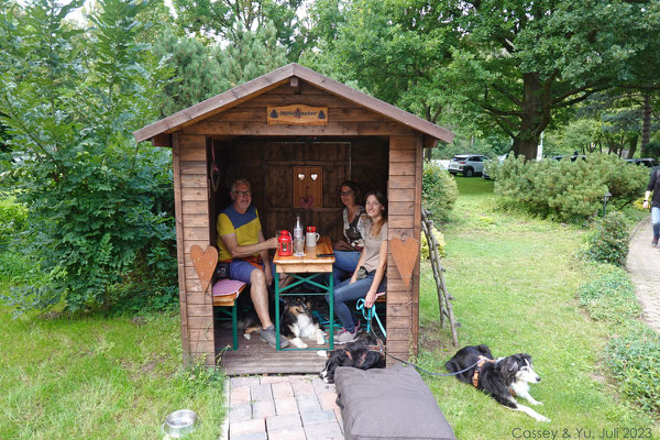 Vesperzeit in einer Skihütte im Waldcafé & Hüttenzauber in Liebenburg