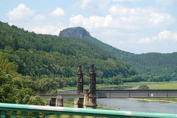 Übergang Elbe mit Blick auf den Lilienstein