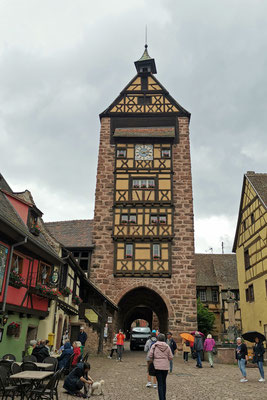 Der Turm Dolder am Ende der Rue de Géneral de Gaulle