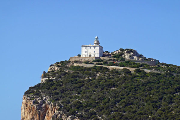 Auf der höchsten Erhebung des Capo Caccia ist Militärsperrzone