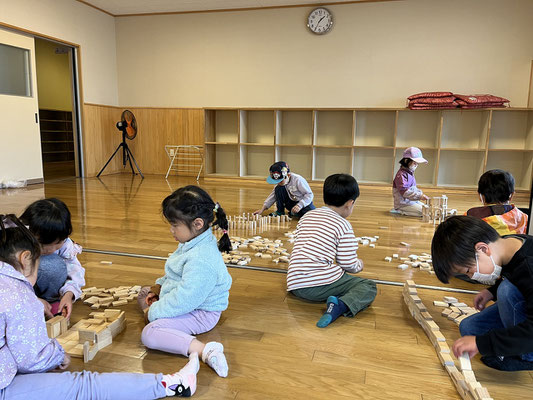 積み木遊び