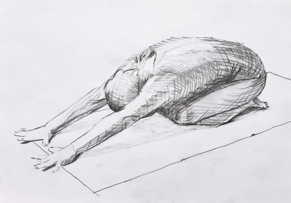 38. Yoga Mudra, Kindstellung, mit gestreckten Armen