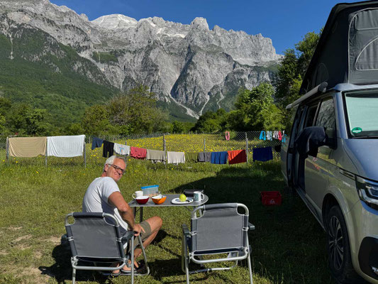 Camping & Guesthouse Rrashkadoli Theth