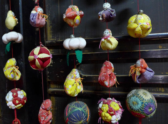 Japan Souvenir Shopping in Yuasa Old Town– Wakayama Japan