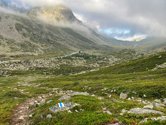 Frühmorgens beim Aufstieg vom Julierpass