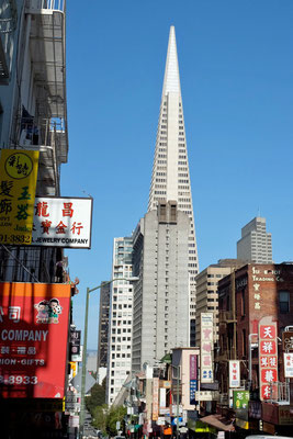 Chinatown San Francisco Blick auf Financial District, Transamerica Pyramide