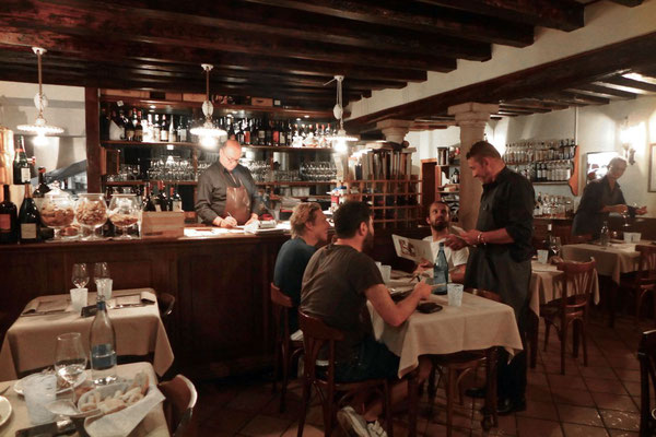 Popular Venetian restaurant, Vini da Gigio Venice