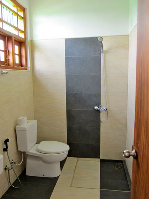Bathroom SERENE PARK Tissamaharama, Sri Lanka