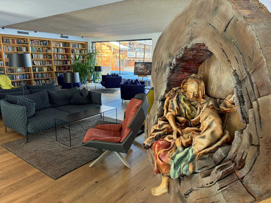 Hotelbibliothek Puradies Leogang