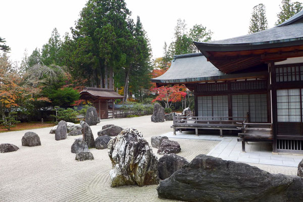 Japans größter Steingarten 'Banryutei' liegt in Koyasan