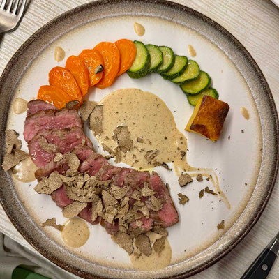 Tagliatta von Fassona-Rind, Restaurant L'Angolo di Rosina in Novello 