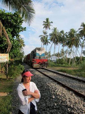 Bentota Railway Sri Lanka travel