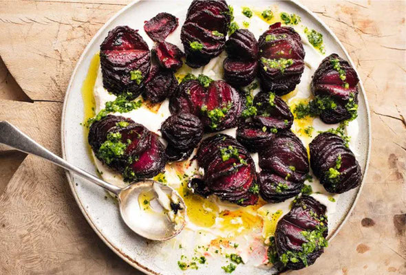 FLAVOUR Ottolenghi, gerösteten Rote Bete mit Kaffirlimetten-Butter