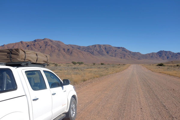 Fahrt nach Sesriem durch den Namib Kaukluft Park