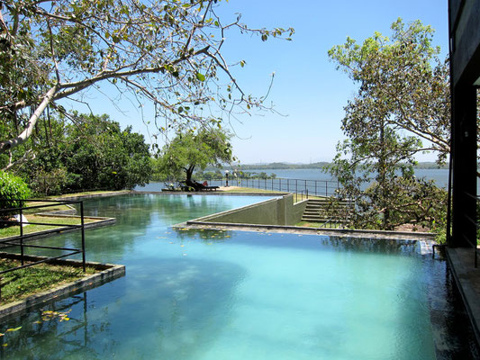 Pool im 7. Stock HERITANCE KANDALAMA Eco-Hotel Sri Lanka