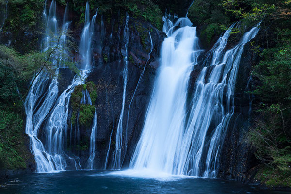 熊本県　白水の滝