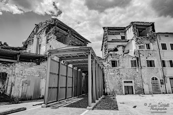 Px3 "State of the World" 2022 ~ Lo Stato Delle Cose: Terremoto Centro Italia 5 Anni Dopo. Visso, zona rossa. © Luca Cameli Photographer