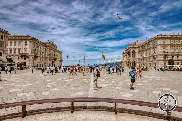 Trieste, Piazza Unità d'Italia. 2 giugno ~ Festa della Repubblica Italiana © Luca Cameli Photographer