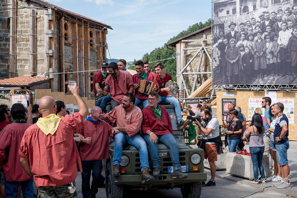 FESTA BELLA 2019 ~ SPELONGA - Alzata dell'albero - RisorgiMarche